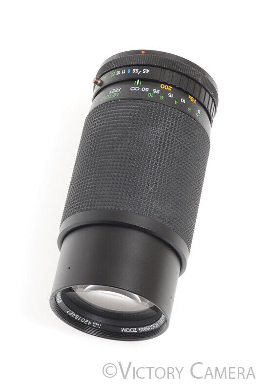 Zoom Vivitar 75-205mmf3.8 - Close focusing - Monture Canon FD Zoom Vivitar 75-205mmf3.8 - Close focusing - Monture Canon FD