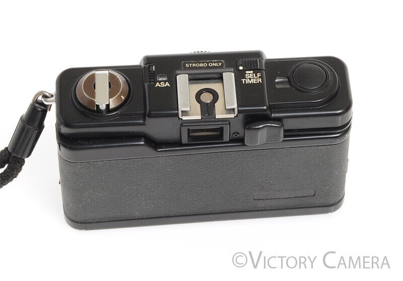 Ricoh FF-1s Black Compact 35mm Camera w/ 35mm f2.8 Lens -As is, Parts/Repair- - Victory Camera