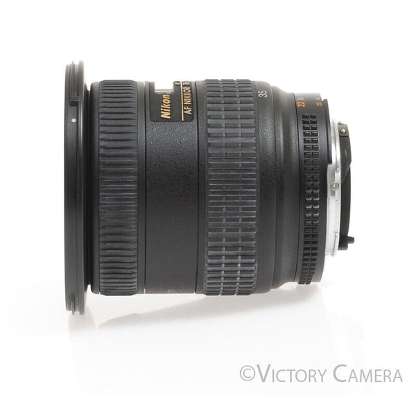 Nikon Nikkor AF-D 18-35mm F3.5-4.5 Full Frame Wide Angle Zoom Lens -Cl