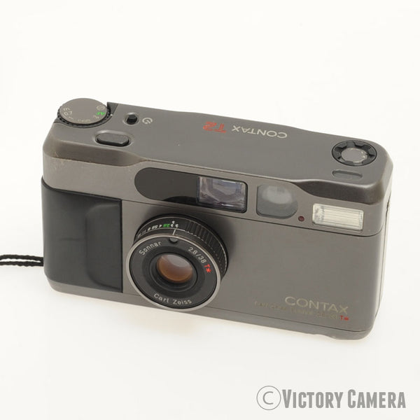 フィルムカメラ Contax T2 35mm Film Camera Contax T2 Black Titanium 35mm Camera w/ 38mm f2.8 T* Lens [EXC]