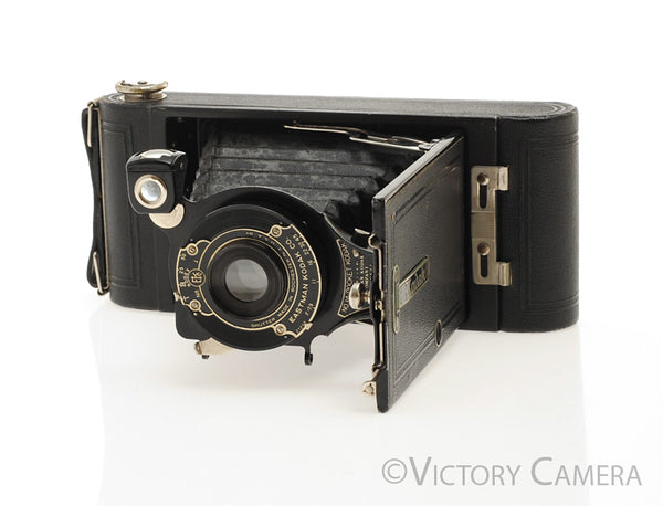 ドイツ製？Kodak ヴィンテージフィルムカメラ VINTAGE 1940s Kodak Tourist Vintage Folding Film Camera | eBay