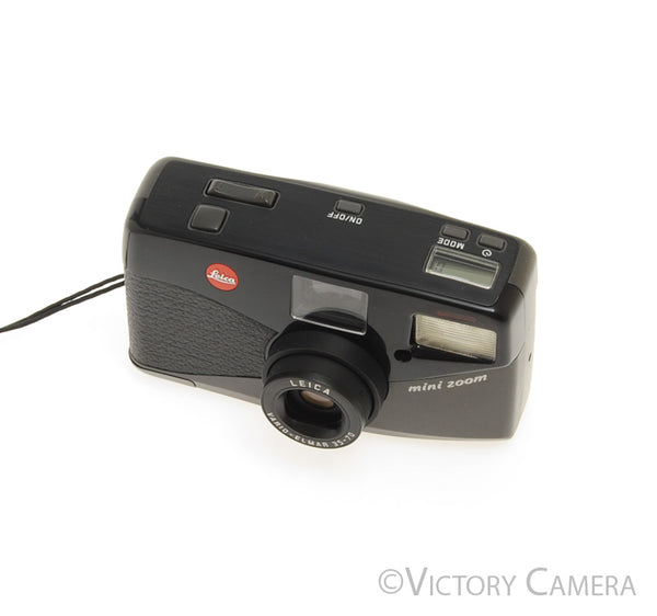 Leica Mini Zoom 35mm Point & Shoot Film Camera w/ Vario Elmar 35-70mm