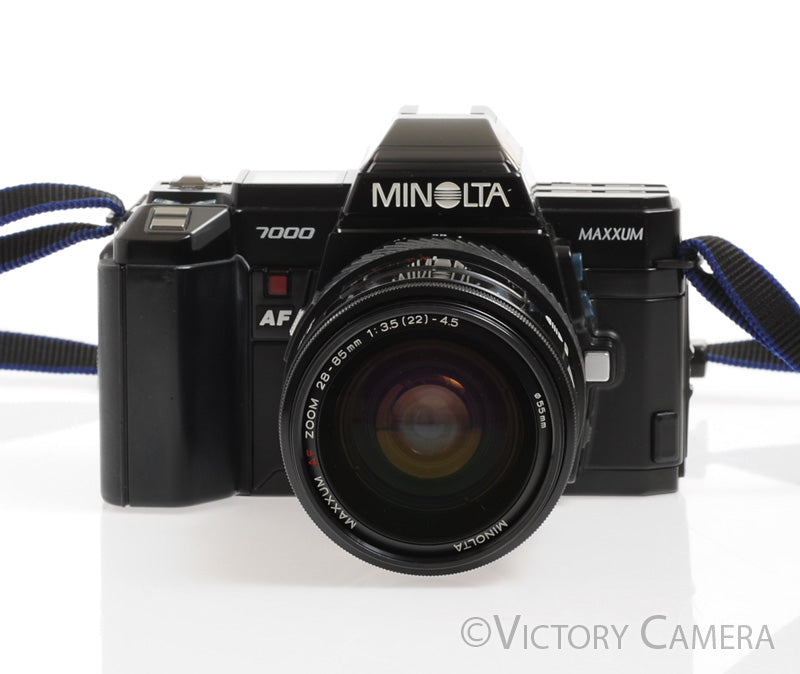 Minolta Maxxum 7000 35mm Film Camera with 28-85mm Zoom Lens