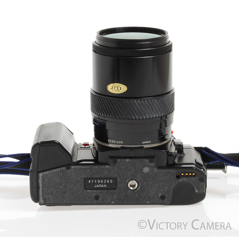 Minolta Maxxum 7000 35mm Film Camera with 28-85mm Zoom Lens