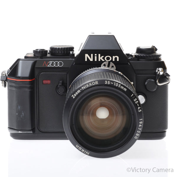 Nikon N2000 35mm Film Camera w/ 35-105mm f3.5-4.5 Zoom Lens [EXC]
