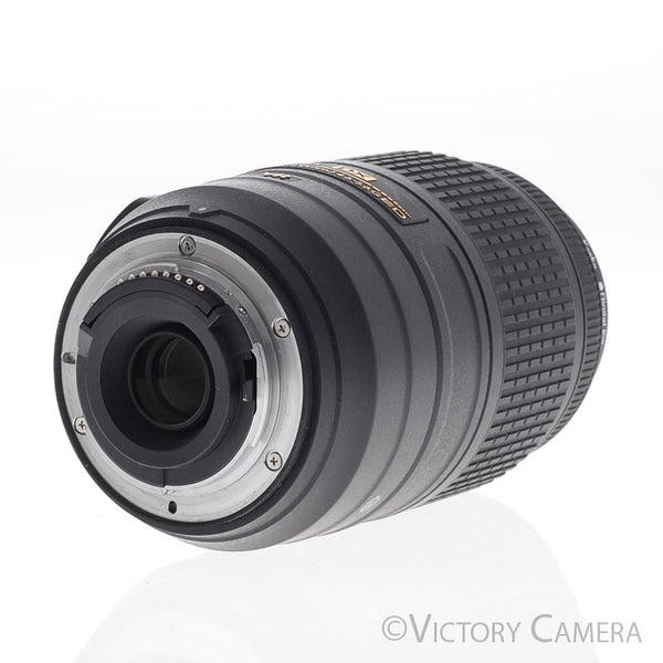 きれい ニコン AF-S DX 55-300mm F4.5-5.6G ED VR Nikon Nikkor AF-S 55-300mm f4.5-5.6 ED VR DX Telephoto Zoom Lens [EXC+