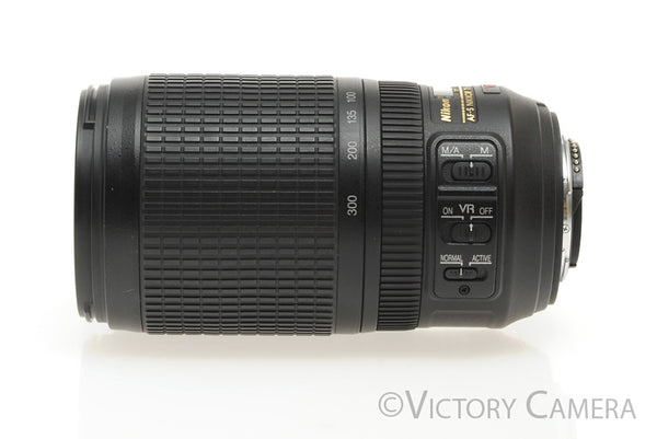 ＮＩＫＯＮ　ＡＦ－Ｓ７０－３００ｍｍ　Ｆ４．５－５．６Ｇ　ＥＤ　ＶＲ Nikon Nikkor AF-S 70-300mm f4.5-5.6 G ED VR Telephoto Zoom Lens