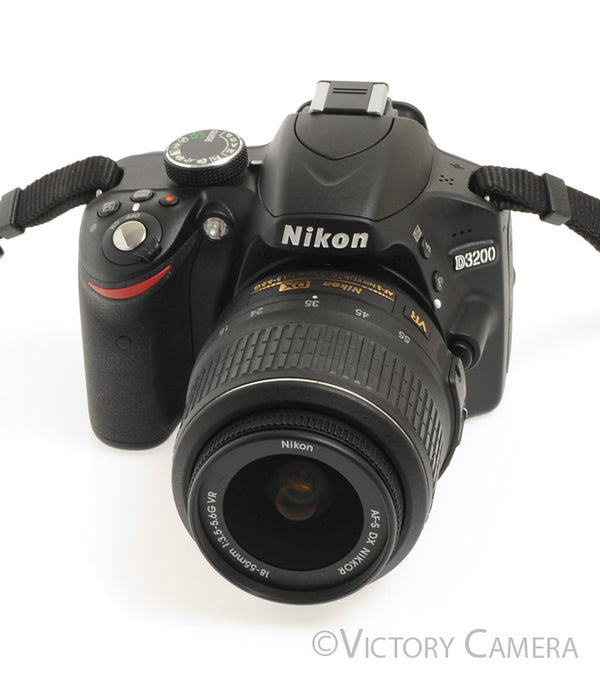 Nikon D3200 Digital SLR Camera Body w/ 18-55mm AF-S Lens ~60 Shots [MI