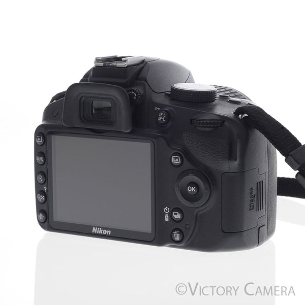 Nikon D3200 Digital SLR Camera Body w/ 18-55mm AF-S Lens [EXC]