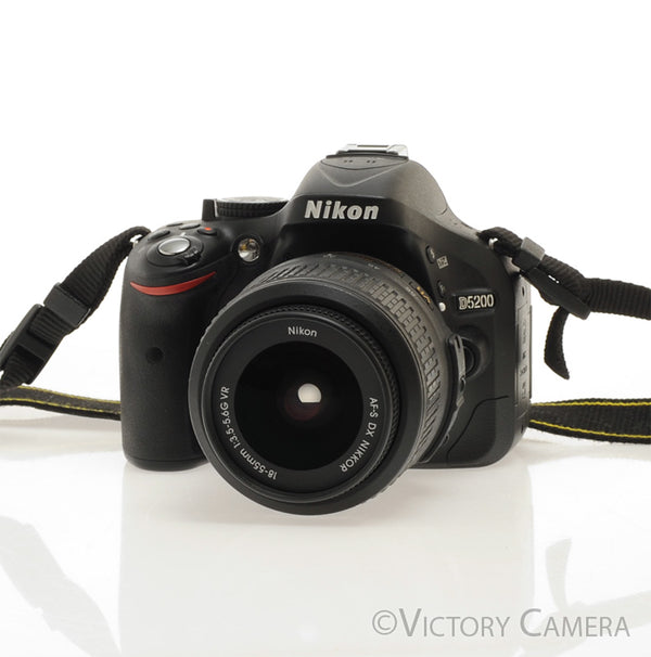 Nikon D5200 Black 24.1MP DSLR w/ 18-55mm Zoom Lens [EXC+]