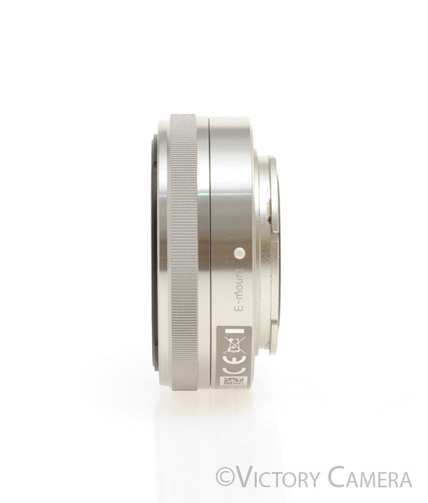 Sony 16mm f2.8 SEL16F28 Wide Angle AF Pancake Prime Lens for E Mount [