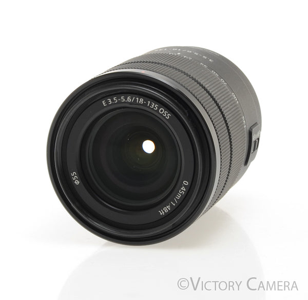 Sony 18-135mm f3.5-5.6 SEL18135 Zoom Lens for APS-C Sony E Mount [EXC+