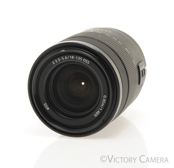 Sony 18-135mm f3.5-5.6 SEL18135 Zoom Lens for APS-C Sony E Mount [EXC]