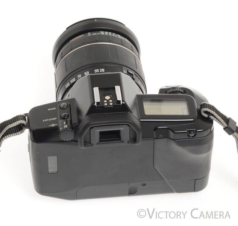 Canon EOS 650 Autofocus 35mm FILM Camera w/ 28-200mm Zoom Lens