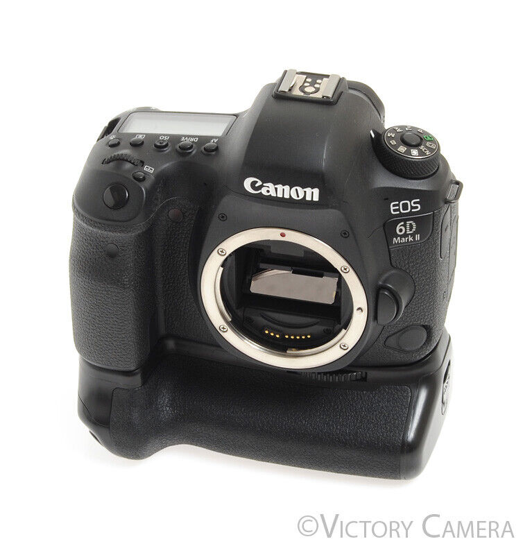 Canon 6D Mark II 26.2MP DSLR w/ Vivitar Power Grip -Nice-
