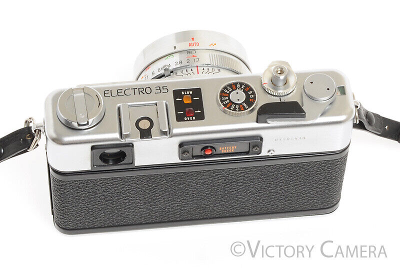 Yashica Electro 35 GSN 35mm Rangefinder Camera w/ 45mm f1.7 Lens -New Seals-