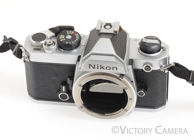 Nikon FM Chrome Camera Body -Slight Lines in Finder-