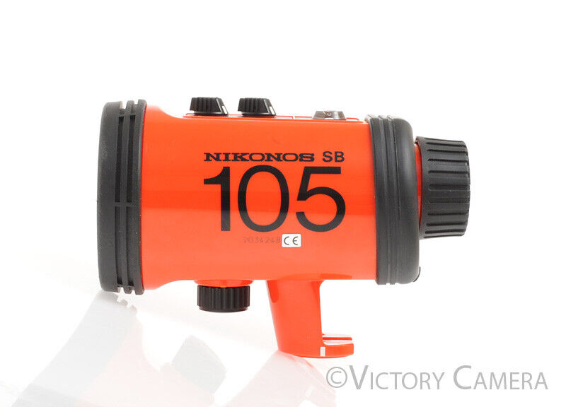 Nikon Nikonos SB-105 SB 105 SB105 Underwater Speedlite Flash w/ Sync Cable &amp; Arm - Victory Camera