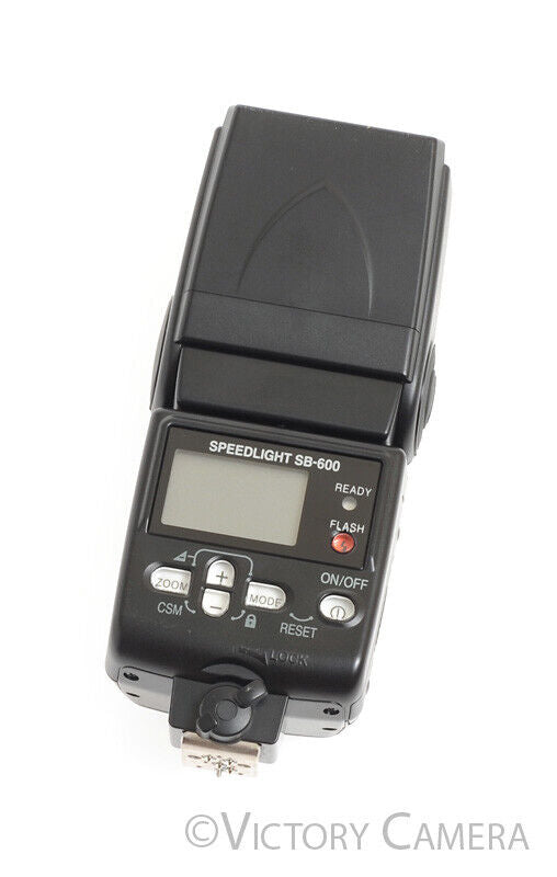 Nikon SB-600 SB600 Speedlight Flash -Clean-