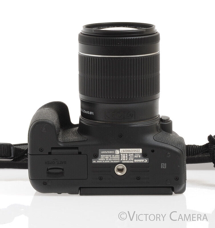 Canon EOS 760D / Rebel T6s 24.2 MP DSLR w/ 18-55mm Zoom Lens