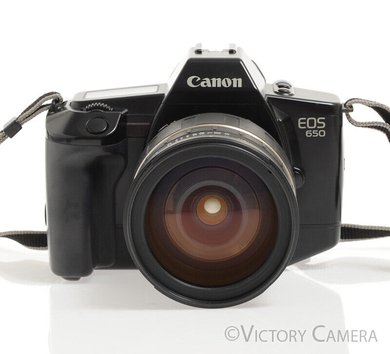 Canon EOS 650 Autofocus 35mm FILM Camera w/ 28-200mm Zoom Lens