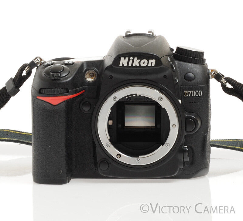 Nikon D7000 5926ショット ボディ #2990710 Nikon D7000 16.2MP Digital Camera Body -Clean, ~9700 shots- [EXC+]