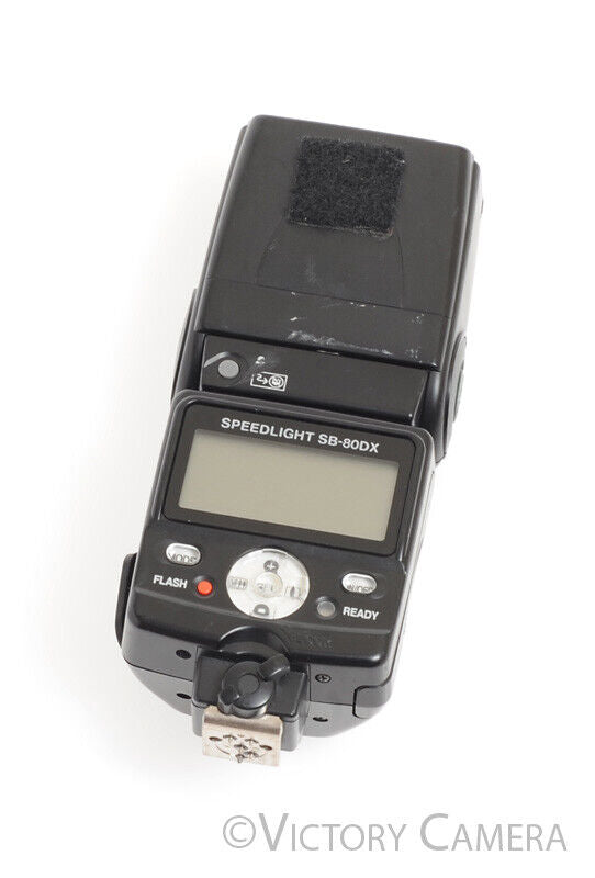 Nikon SB-80DX Speedlight Flash -Latch Slightly Loose-