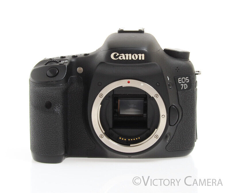 Canon EOS 7D 18MP Digital Camera Body w/ Battery &amp; Charger