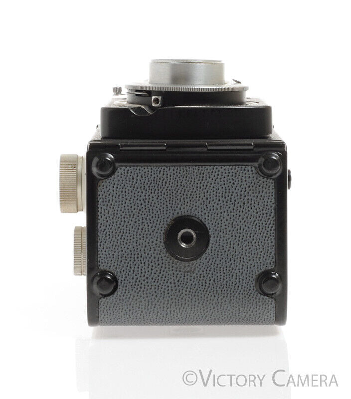 Graflex 22 Model 200 6x6 120 Medium Format TLR w/ Case