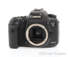 Canon EOS 7D MARK2 (箱あり) Amazon.com: Canon EOS 7D Mark II Digital SLR Camera with 18-135mm