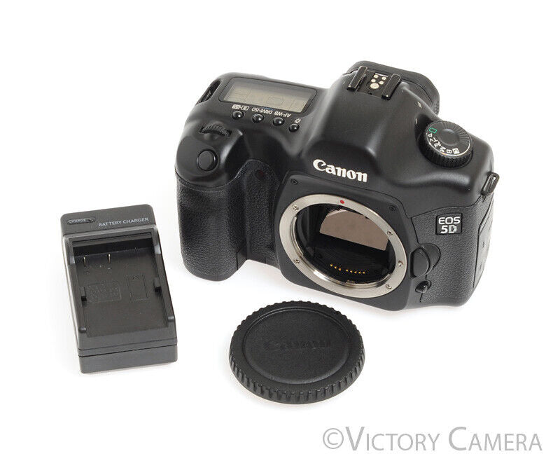 Canon 5D Mark I 12.7 MP DSLR Camera Body w/ Charger