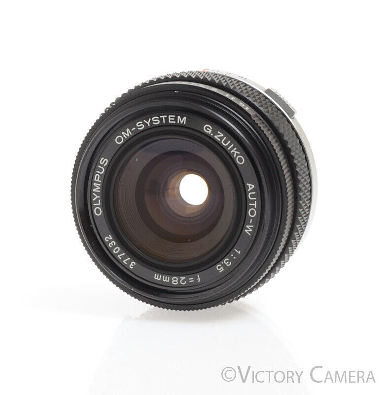 Olympus G.Zuiko 28mm F3.5 Auto-W OM Wide-Angle Prime Lens w/ Shade + Case