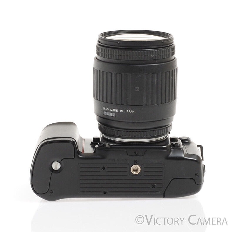 Nikon N8008s AF SLR 35mm Film Camera w/ 28-200mm Zoom Lens -Clean- - Victory Camera