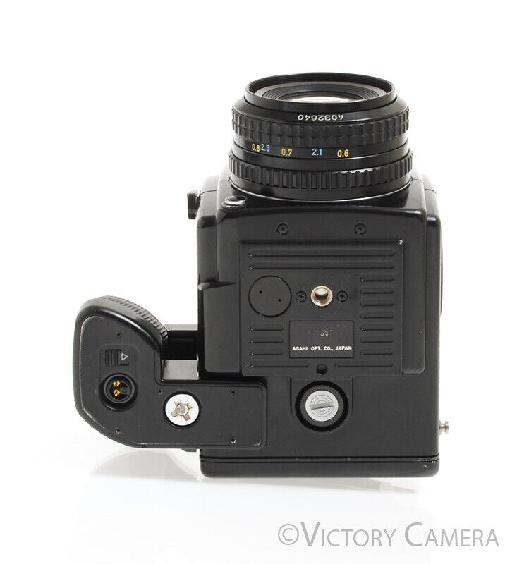 Pentax 645 Medium Format Film Camera w/ 75mm F2.8 Lens 120 Back