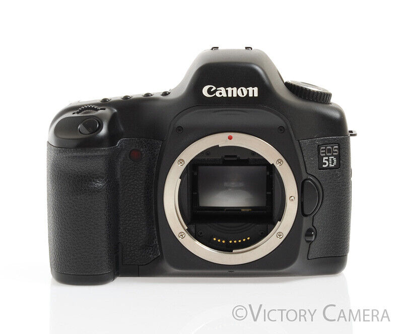 Canon 5D Mark I 12.7 MP DSLR Camera Body w/ Charger