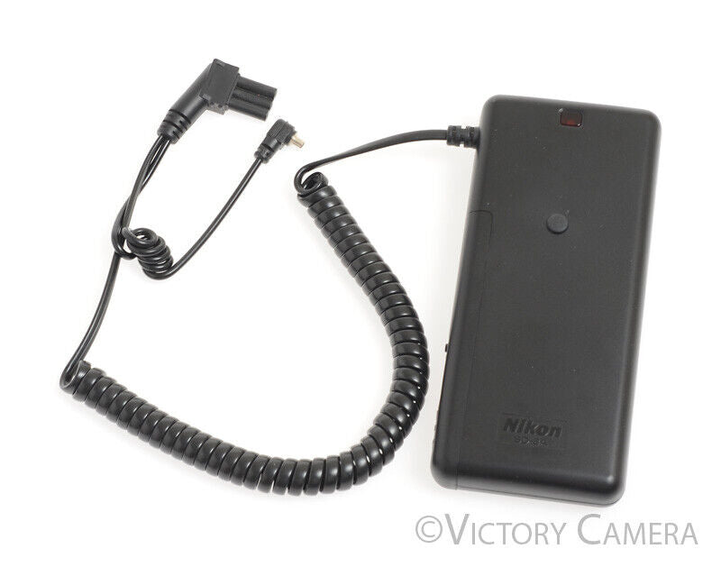 Nikon SD-8A Battery Pack w/ Case [EXC+] - Victory Camera