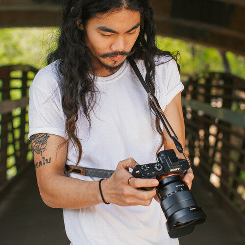 Peak Design Leash Camera Strap Ash - Victory Camera