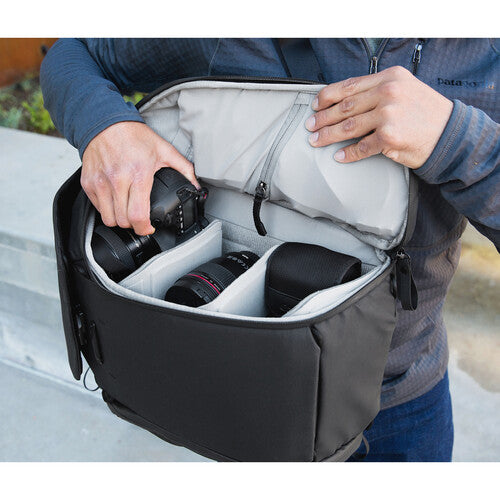 Peak Design Everyday Backpack v2 (Charcoal, 20L) - Victory Camera