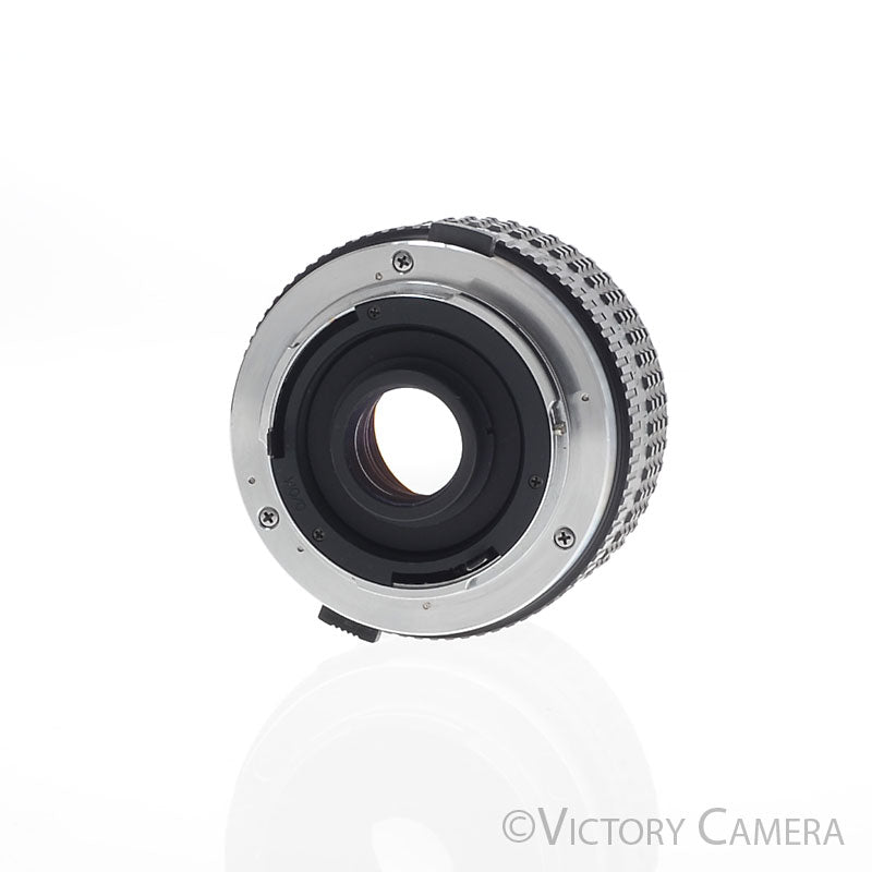 Tokina EL 28mm F2.8 Wide-Angle Lens for Olympus OM [EXC+] image 4