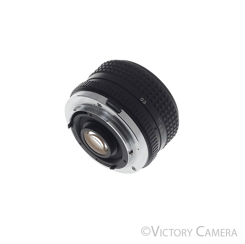 Tokina EL 28mm F2.8 Wide-Angle Lens for Olympus OM [EXC+] image 2