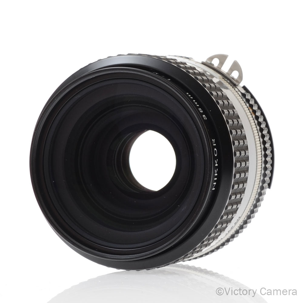 Nikon Nikkor 35mm f2.0 AI-S Manual Focus Wide Angle Lens [EXC+] image 2