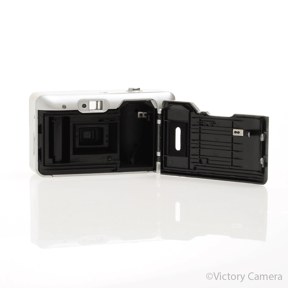 Bell & Howell M5 Motorized Focus Free 35mm Point and Shoot Film Camera [EXC-] - Victory Camera