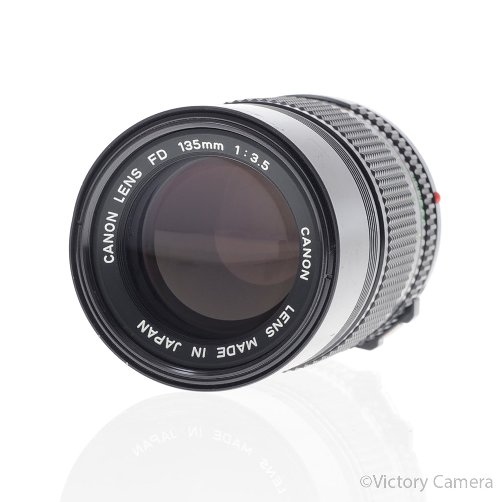 Canon FD 135mm F3.5 (late version) Telephoto Prime Lens [EXC-] - Victory Camera