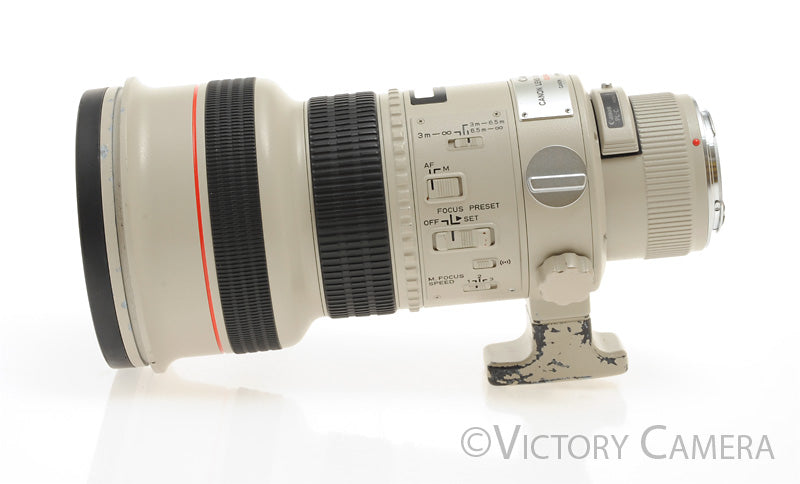 Canon EOS EF 300mm f2.8 L Ultrasonic Lens w/ Case, Shade, Collar [EXC] - Victory Camera