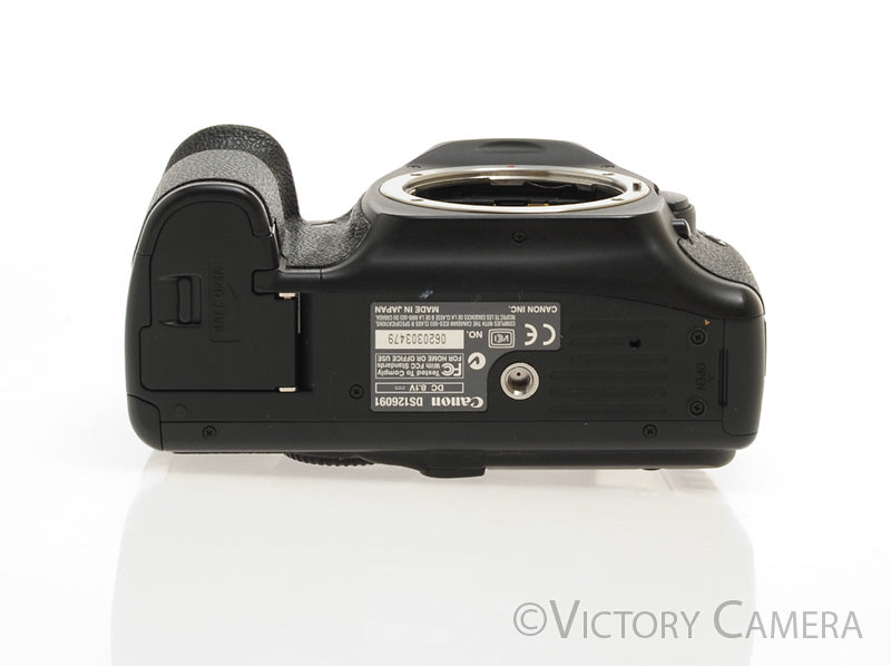 Canon 5D Mark I 12.7 MP DSLR Camera Body w/ Charger [EXC-]