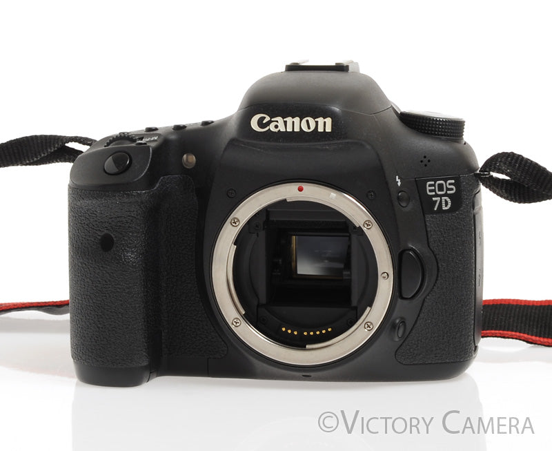 Canon EOS 7D 18MP Digital Camera Body w/ Battery &amp; Charger