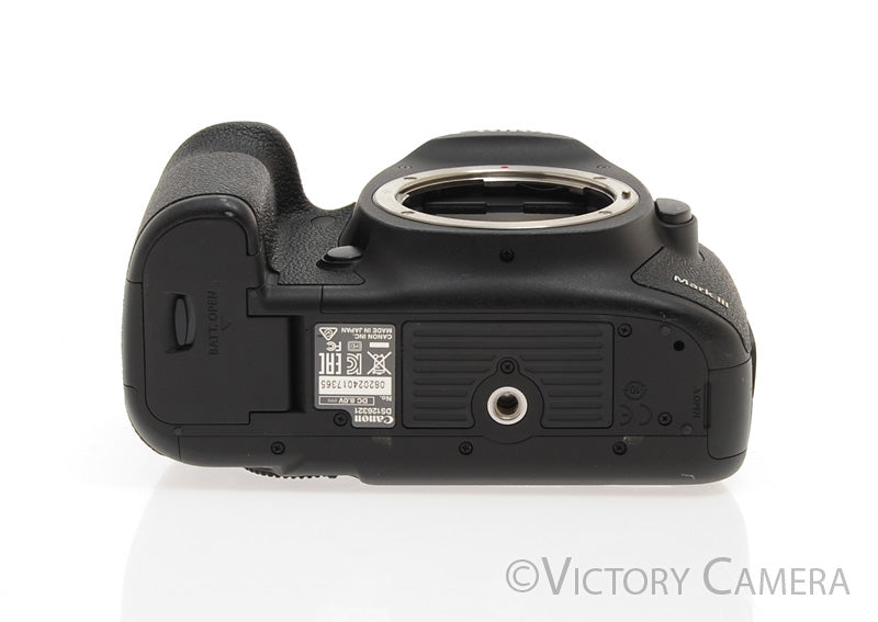 Canon 5D Mark III 22.3MP DSLR Camera Body w/ Charger ~1,706 Shots [EXC] - Victory Camera