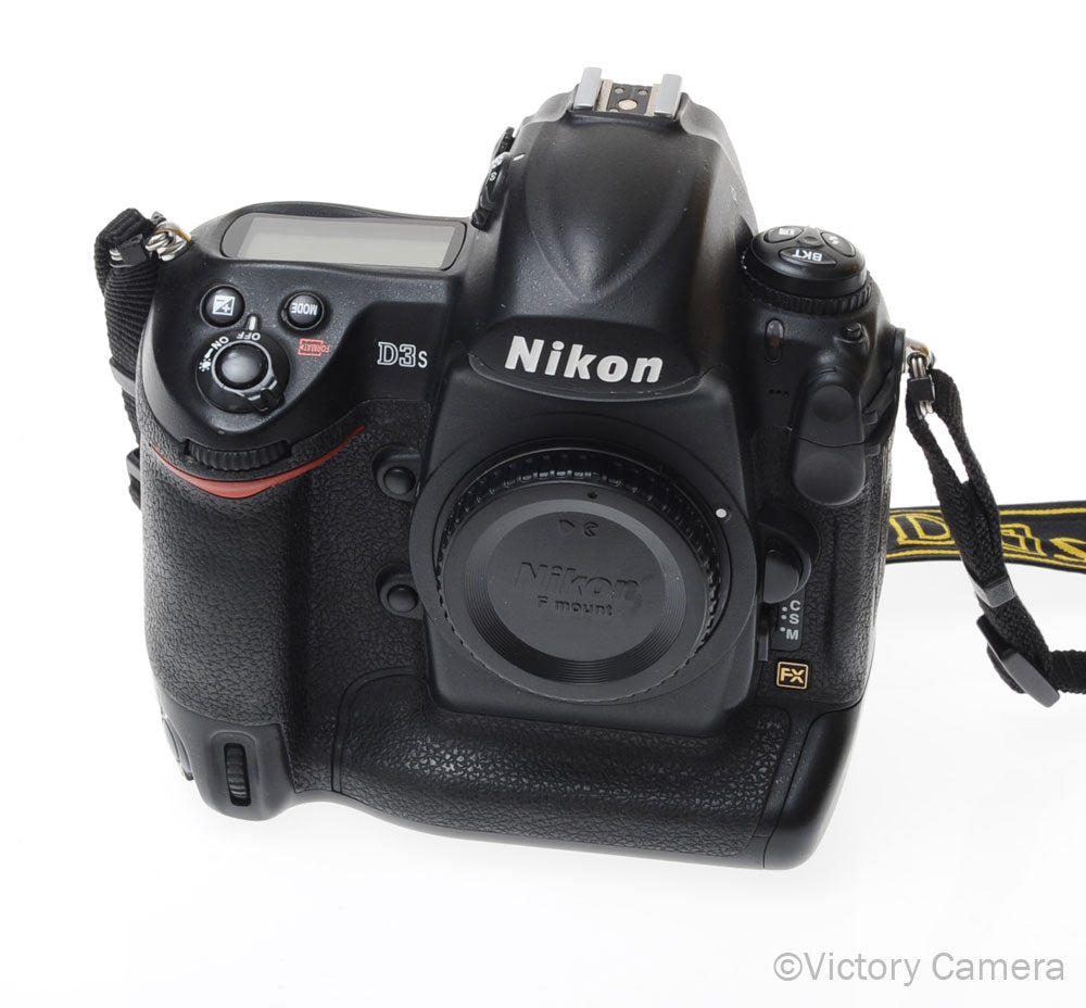 Nikon D3s 12.1MP Professional Sports DSLR Camera ~47,000 Shots [EXC] image 2