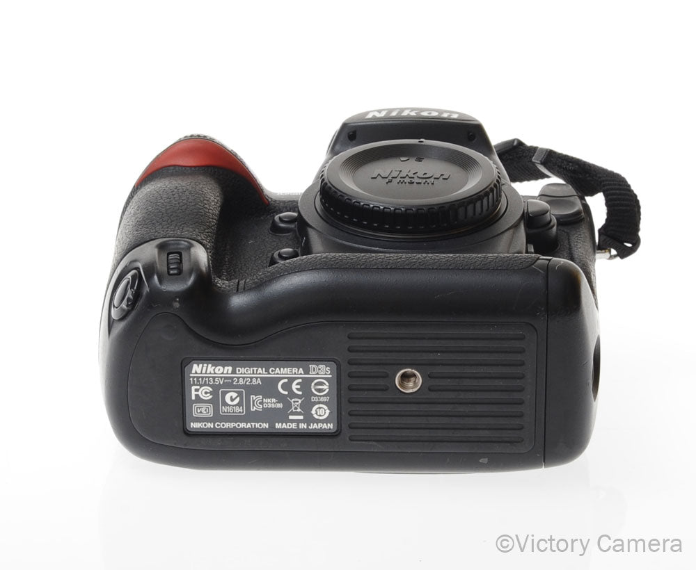 Nikon D3s 12.1MP Professional Sports DSLR Camera ~47,000 Shots [EXC] image 4