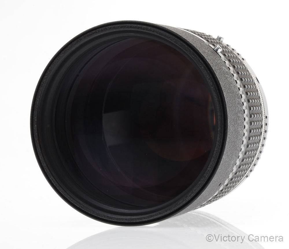 Nikon AF DC-Nikkor 135mm f2 Portrait Lens for Nikon AF-D [EXC+] image 2